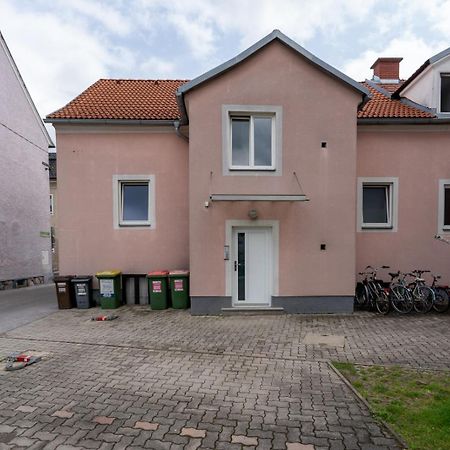 Farawayhomes Studio Graz #2 Luaran gambar
